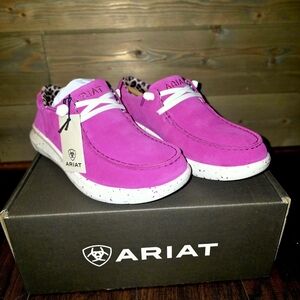 Ariat Fuchsia Moccasin Hilo Shoes with White Accents